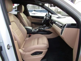 Porsche Cayenne * E Hybrid / SPORT DESIGN PKG/ 21/ EXTENDED LEATHE, снимка 14