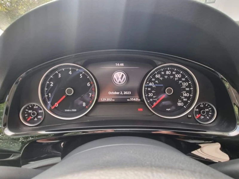 VW Touareg, снимка 9 - Автомобили и джипове - 46519898