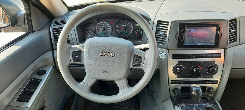 Jeep Grand cherokee 3.0CRD  Laredo, снимка 7 - Автомобили и джипове - 46287406