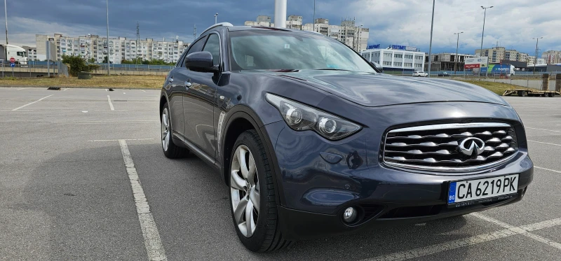 Infiniti Fx 50, снимка 1 - Автомобили и джипове - 47524867