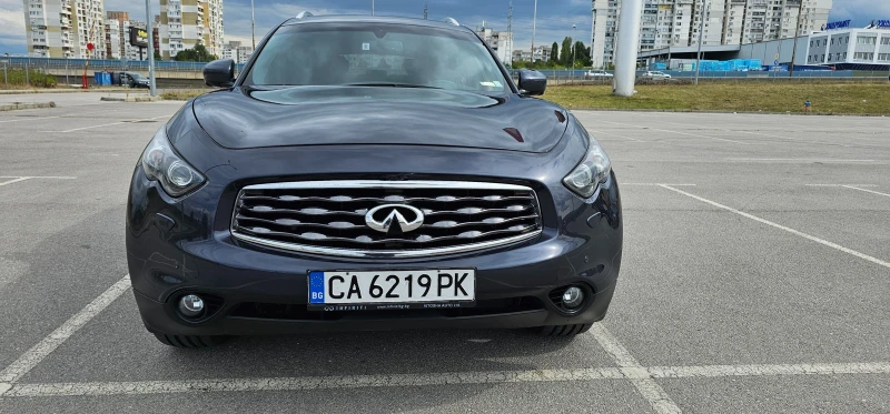 Infiniti Fx 50, снимка 2 - Автомобили и джипове - 47524867