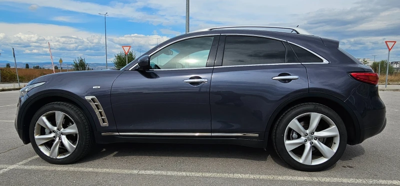 Infiniti Fx 50, снимка 7 - Автомобили и джипове - 47524867