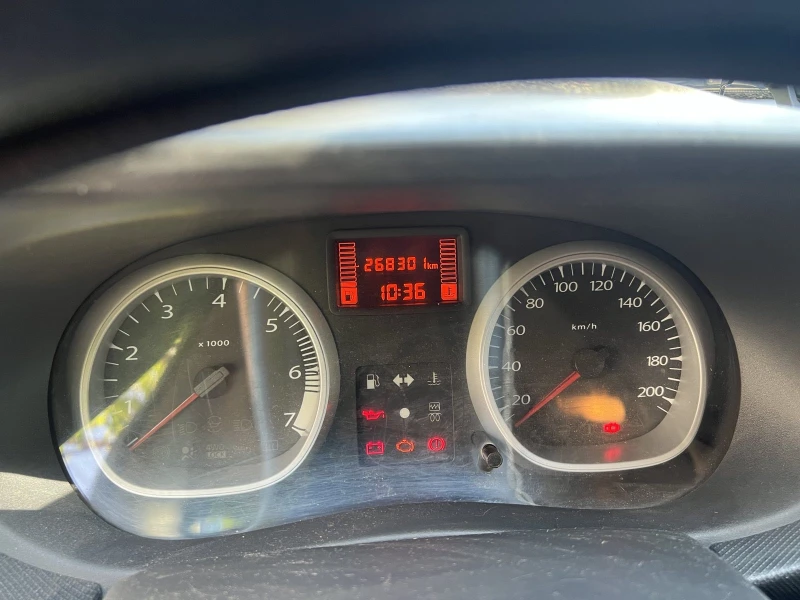 Dacia Duster, снимка 12 - Автомобили и джипове - 52409288