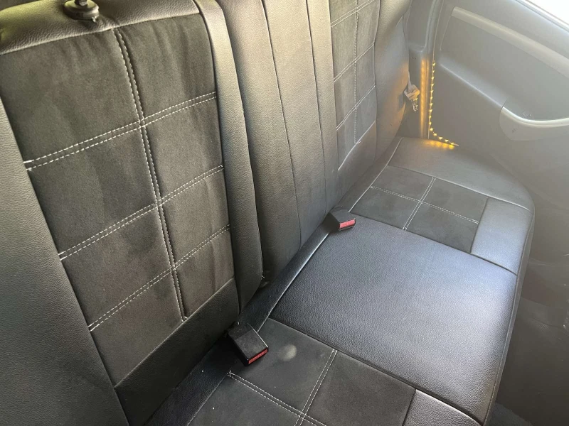 Dacia Duster, снимка 16 - Автомобили и джипове - 52409288