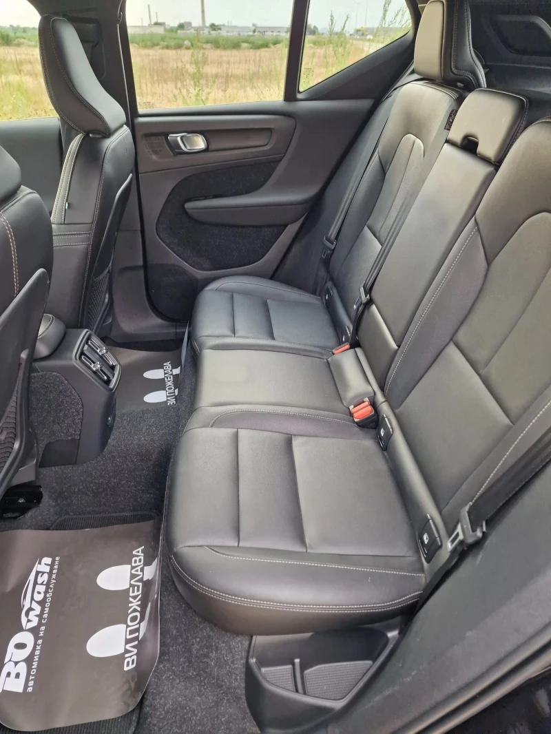 Volvo XC40 R-Design Recharge Twin-Engine 408PS (78kWh), снимка 10 - Автомобили и джипове - 51597091