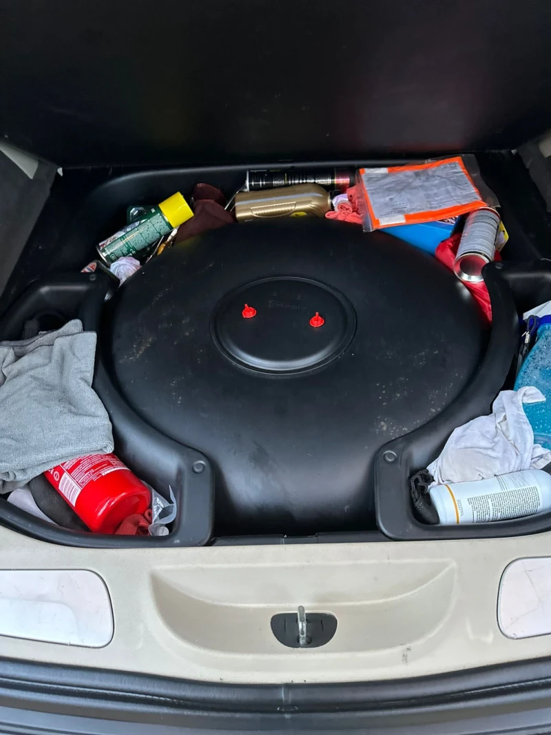 Jeep Grand cherokee Overland 5.7 Hemi, снимка 16 - Автомобили и джипове - 52620652