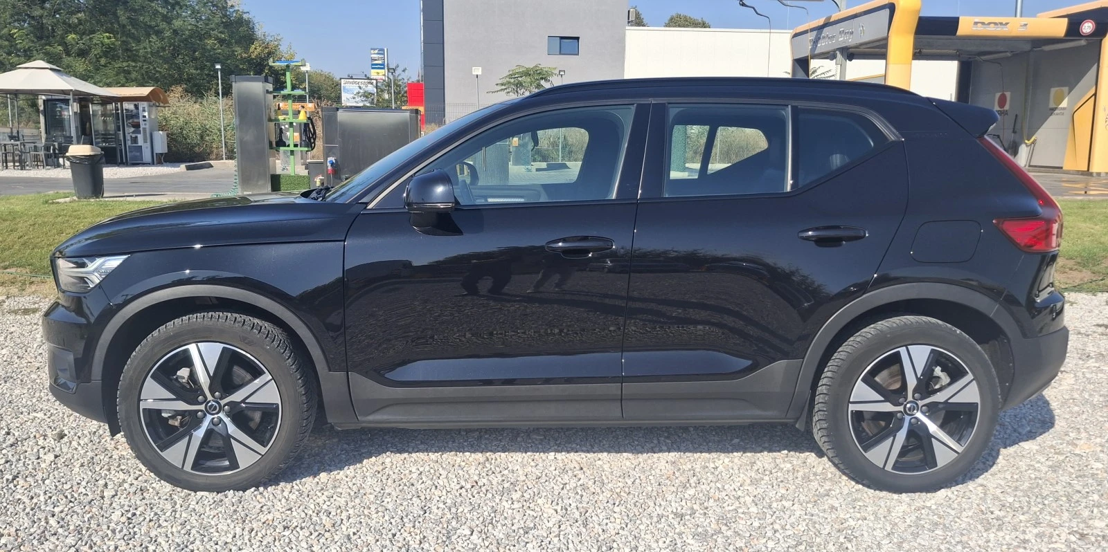 Volvo XC40 R-Design Recharge Twin-Engine 408PS (78kWh) - изображение 2