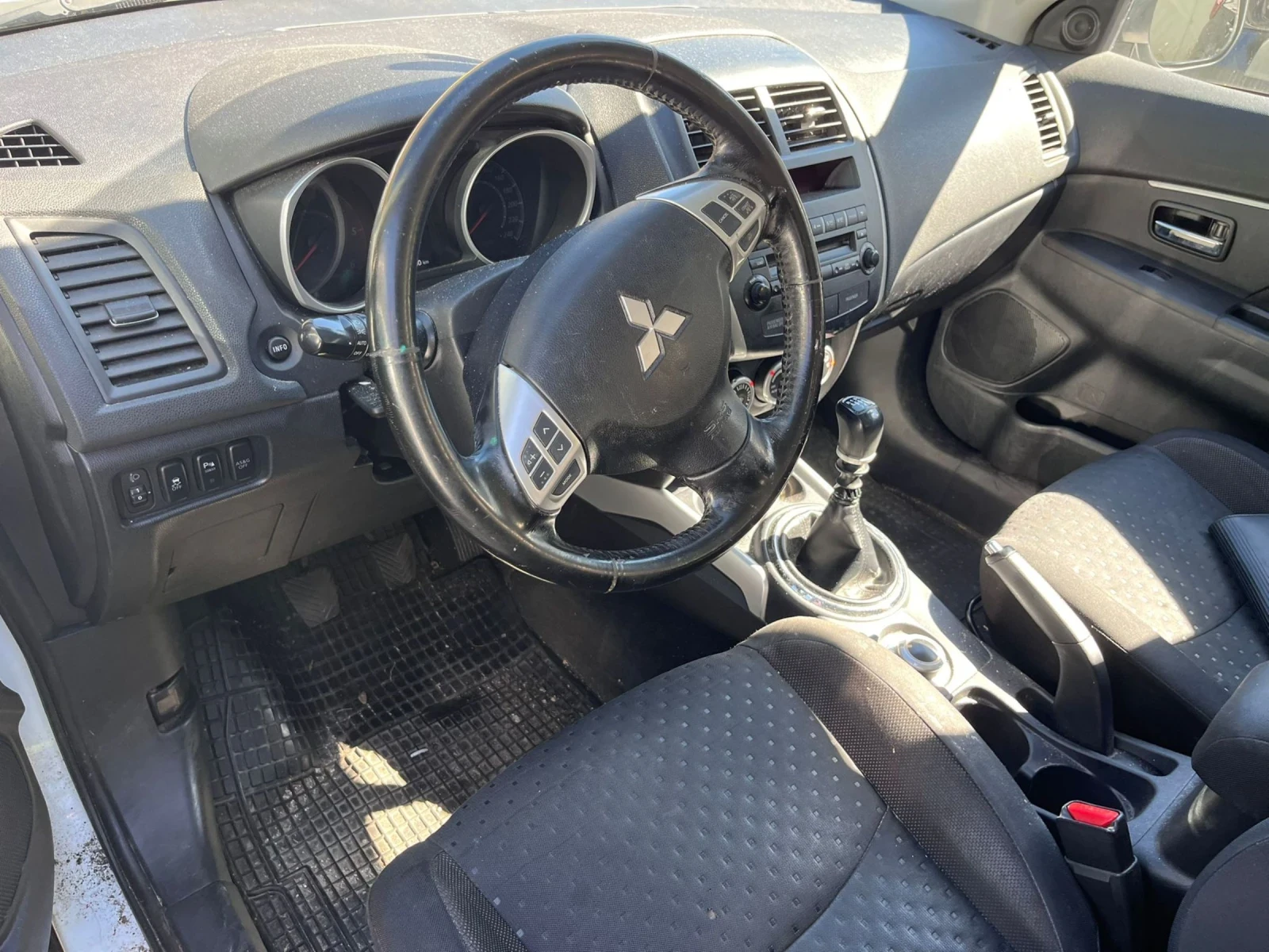 Mitsubishi ASX 1, 8 d. 4WD - изображение 7