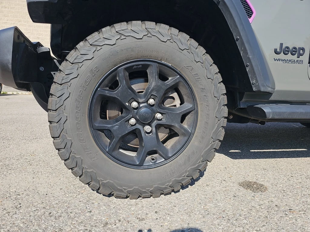 Jeep Wrangler * Unlimited Willys * CARFAX * БЕЗ ПЪРВОНАЧАЛНА ВНО - изображение 5