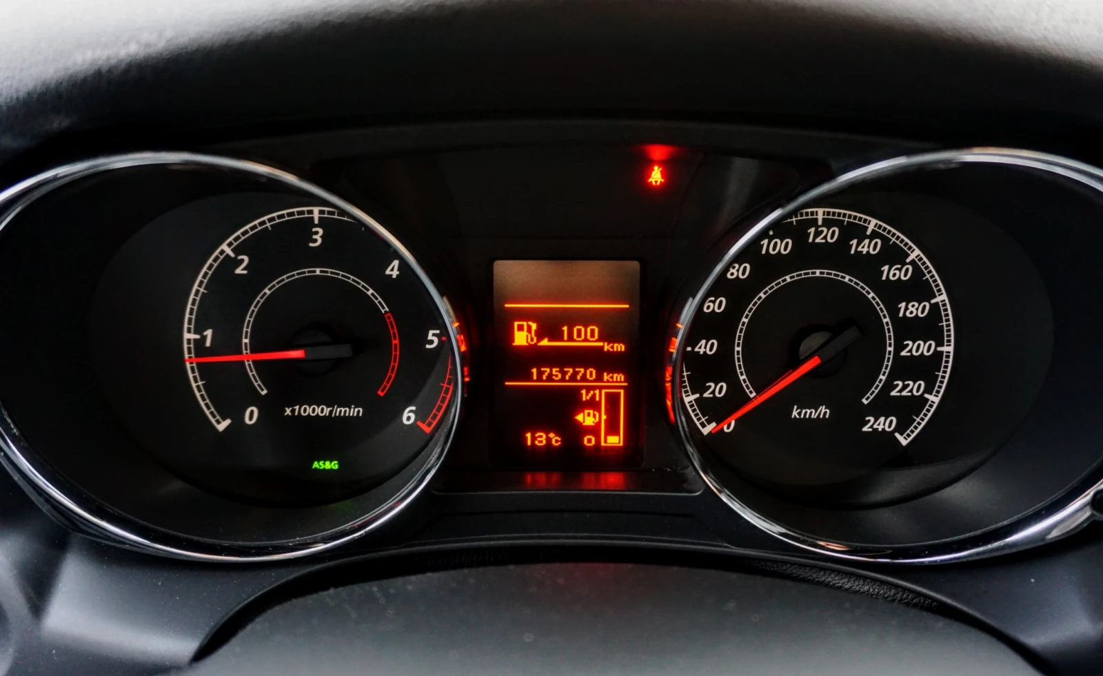 Citroen C4 AIRCROSS 1.6 E-HDI EXCLUSIVE 4WD - изображение 10