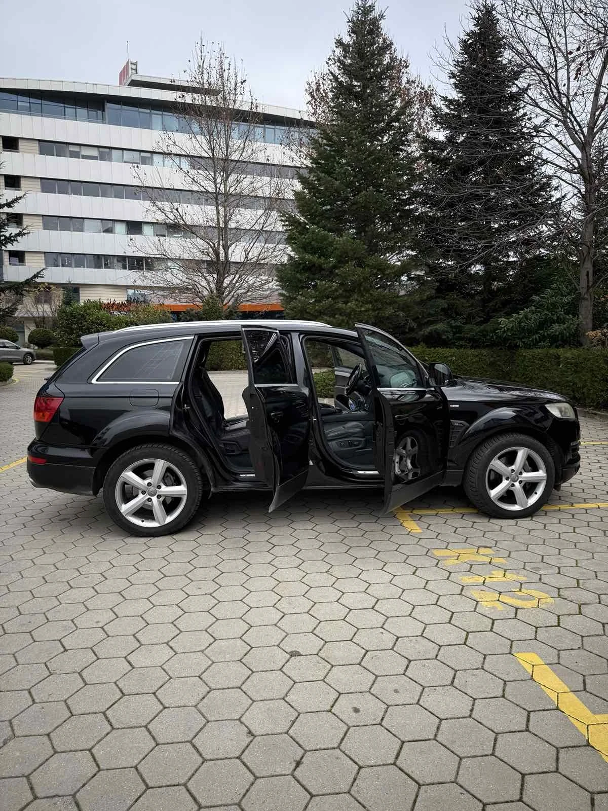 Audi Q7 3.0D, 239hp.S-line, Панорама, ТОП - изображение 8