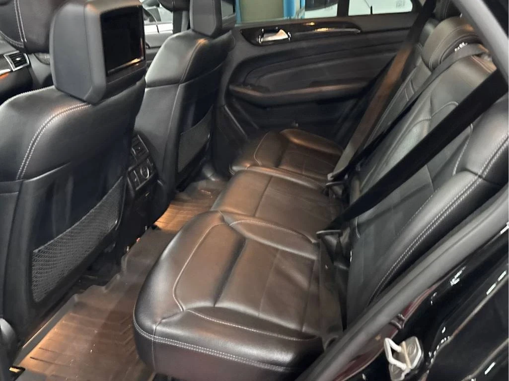 Mercedes-Benz ML 350 BlueTec| AMG| Камера| Черен Салон| Сервизна Истори - изображение 6