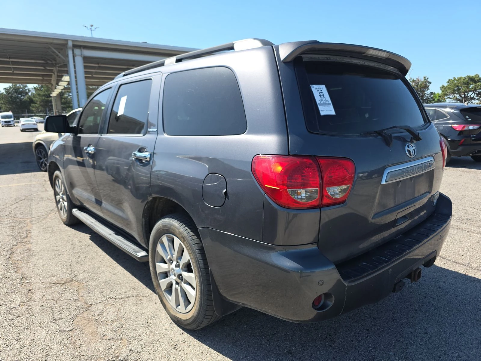 Toyota Sequoia LIMITED* 5.7* V8* ПОДГРЕВ* КАМЕРА* КЕЙЛЕС, снимка 4 - Автомобили и джипове - 54296341