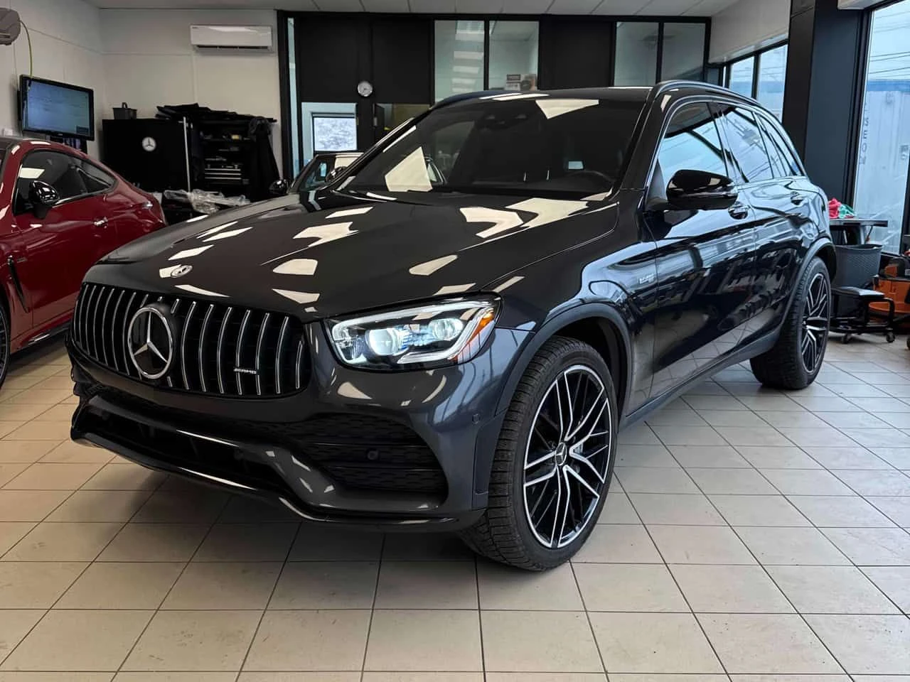 Mercedes-Benz GLC 43 AMG ДИСТРОНИК * ПАНО * ПОДГРЕВИ * KEYLESS * CARFAX