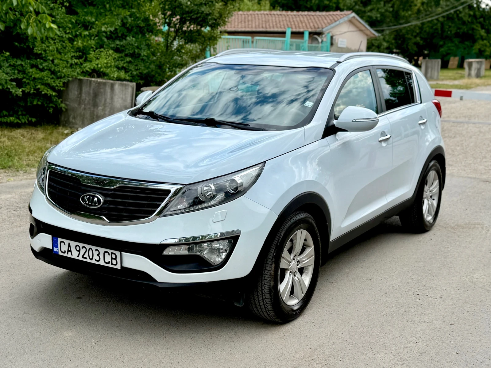 Kia Sportage 2.0 ГАЗ БЕНЗИН /НАПЪЛНО ОБСЛУЖЕНА/ 