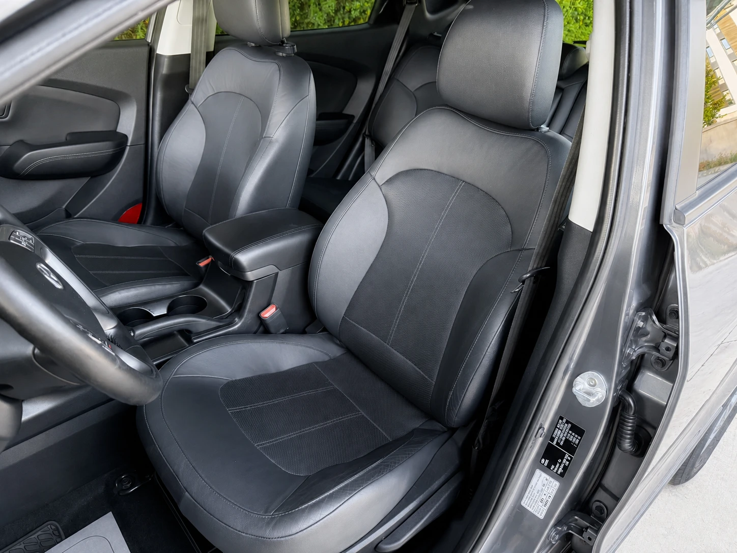 Hyundai IX35 2.0 CRDi Automatic | Панорама | Кожа | Навигация , снимка 7 - Автомобили и джипове - 55182672