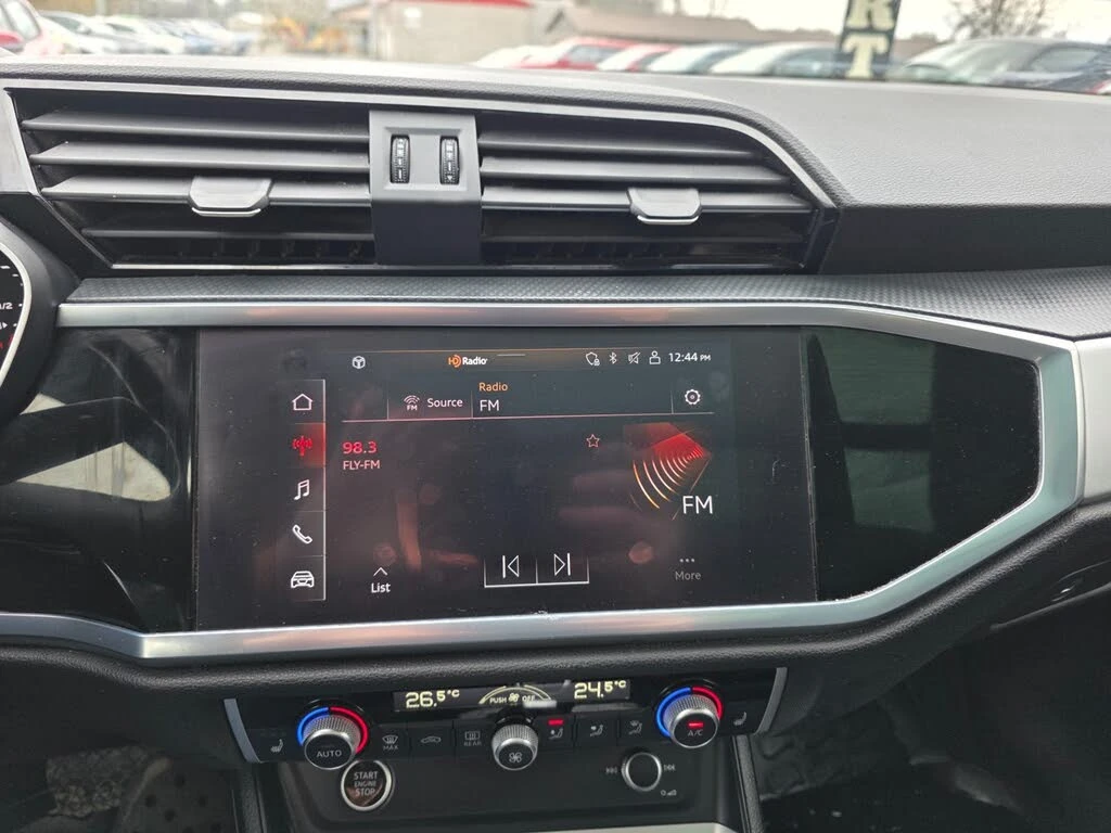 Audi Q3 45 TFSI QUATTRO KOMFORT* ПОДГРЕВ* ПАНО* КАМ, снимка 7 - Автомобили и джипове - 55486007