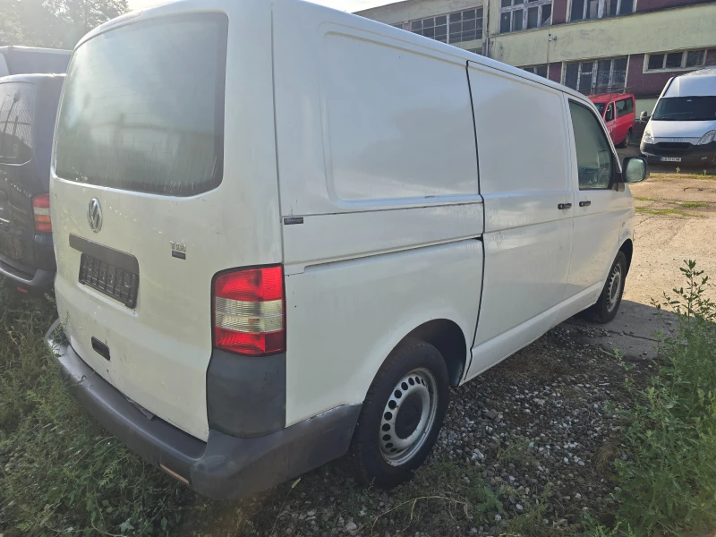 VW T5 2.0 TDI 88 PS, снимка 4 - Бусове и автобуси - 47263874