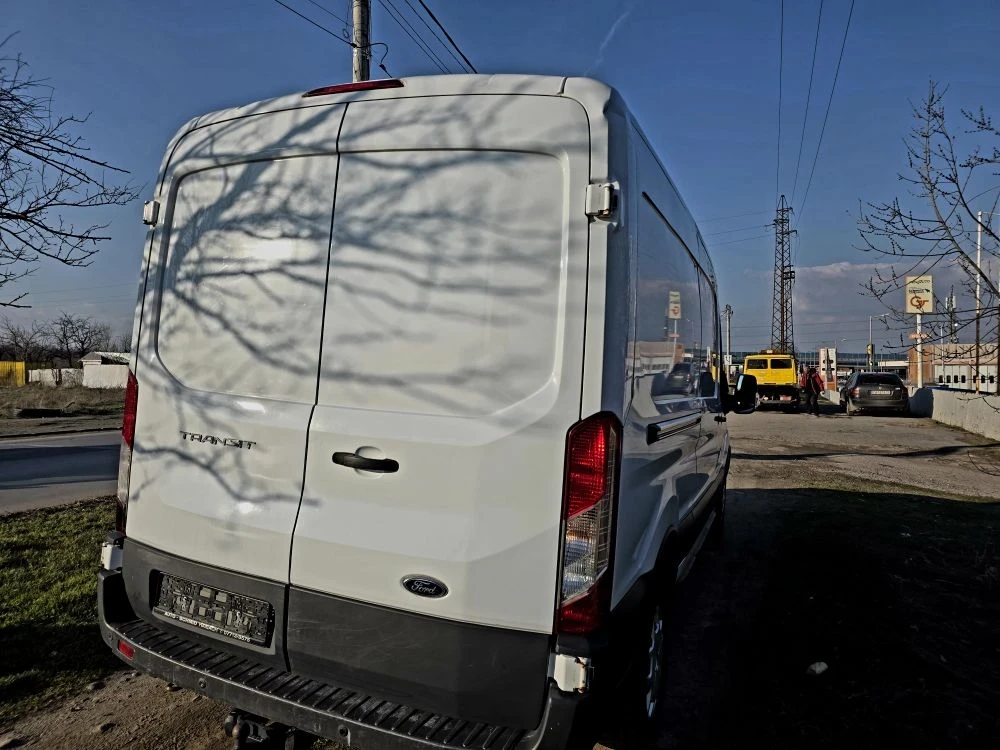 Ford Transit 2.0D 140кс 2019g на 147хиляди километра, снимка 4 - Бусове и автобуси - 53740351