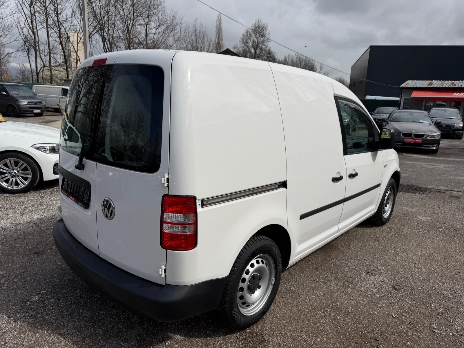VW Caddy 1.2 TSI Климатик Euro 5, снимка 3 - Бусове и автобуси - 53994712
