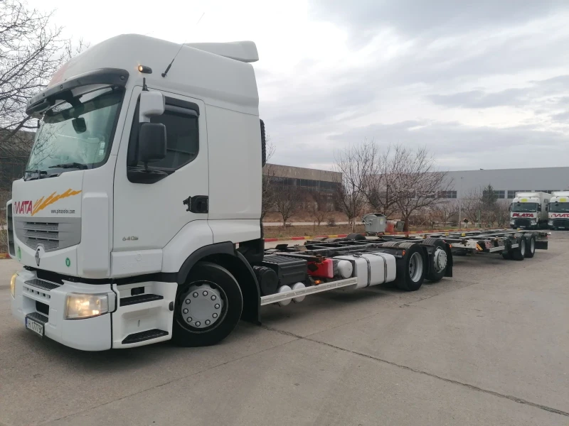 Renault Premium ЕEV BDF , снимка 2 - Камиони - 47224002