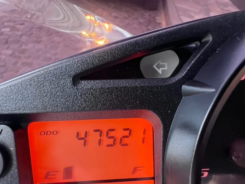 Suzuki Gsr 600, снимка 10 - Мотоциклети и мототехника - 52401868