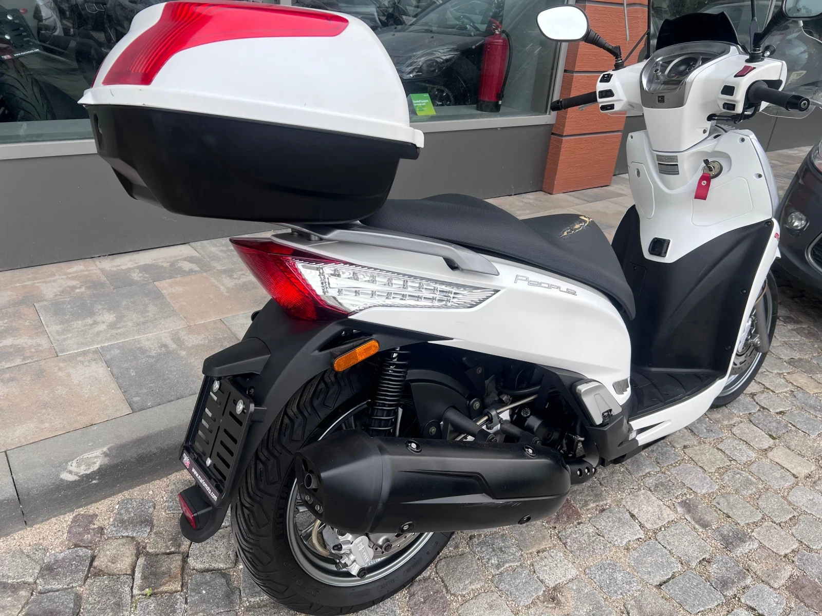 Kymco People 300 GT - изображение 3