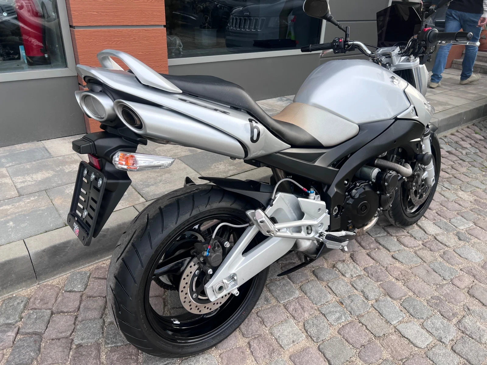 Suzuki Gsr 600 - изображение 3