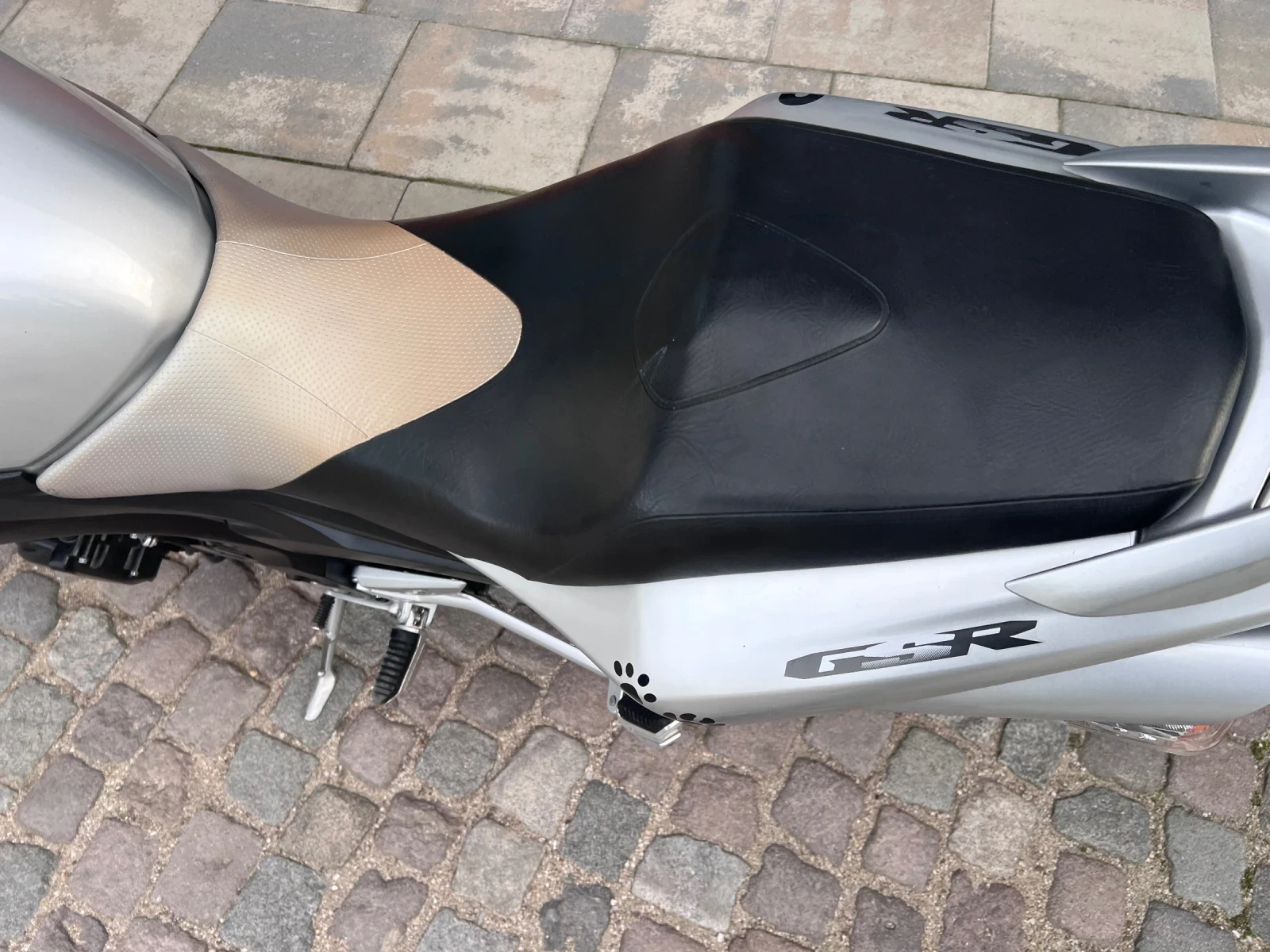 Suzuki Gsr 600 - изображение 9