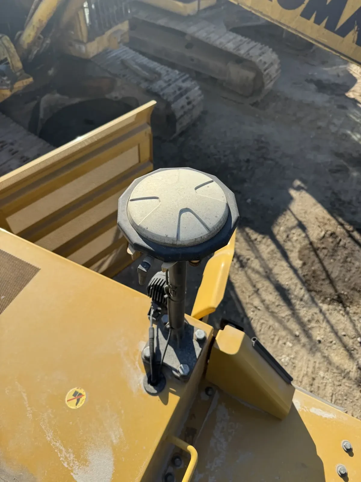  Cat 320  | Mobile.bg   13