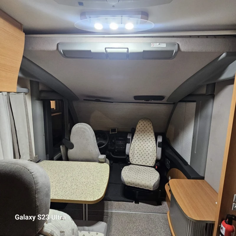 Кемпер Knaus, снимка 7 - Каравани и кемпери - 51884293