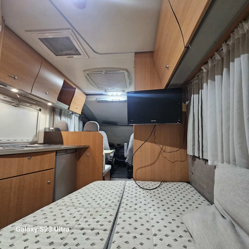 Кемпер Knaus, снимка 14 - Каравани и кемпери - 51884293