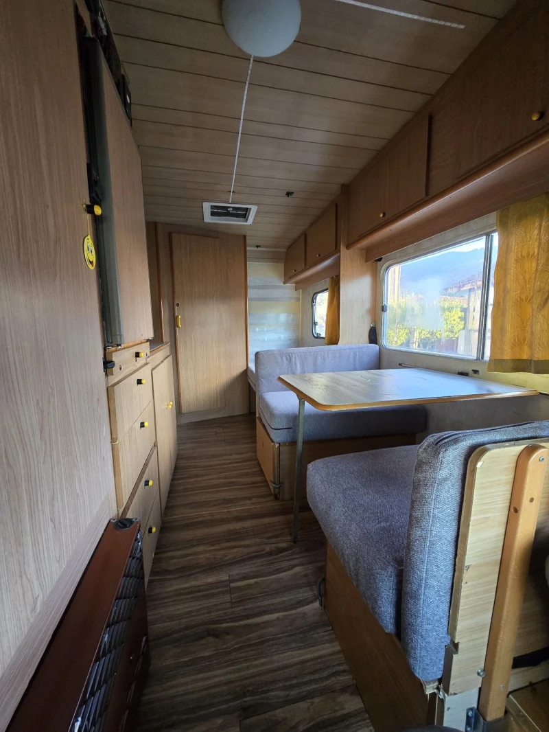 Кемпер Ford Transit , снимка 6 - Каравани и кемпери - 52849055