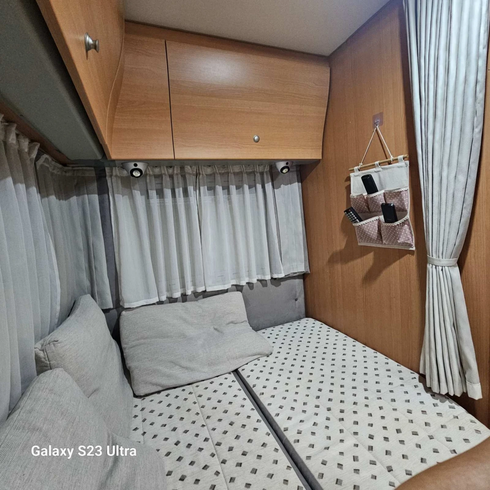  Knaus | Mobile.bg   12