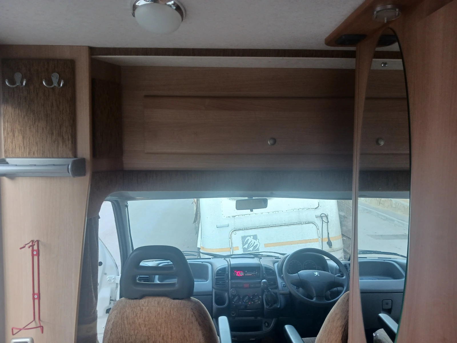 Кемпер Peugeot, снимка 7 - Каравани и кемпери - 54443176