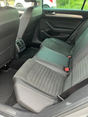 VW Passat 2.0 TDI Digital LED Keyless Distronic Lane Assist, снимка 10