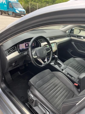 VW Passat 2.0 TDI Digital LED Keyless Distronic Lane Assist, снимка 5