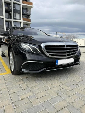 Mercedes-Benz E 220, снимка 8 - Автомобили и джипове - 53376342