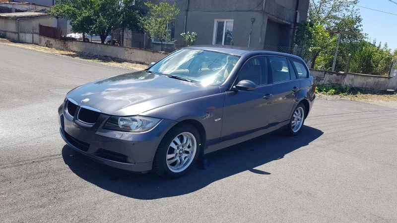 BMW 320 320д 163кс , снимка 4 - Автомобили и джипове - 46633961