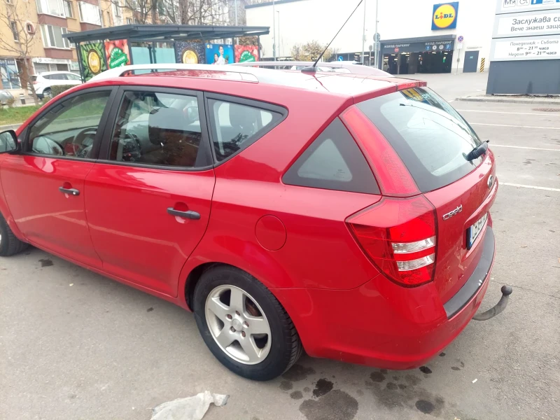 Kia Ceed, снимка 3 - Автомобили и джипове - 48306684