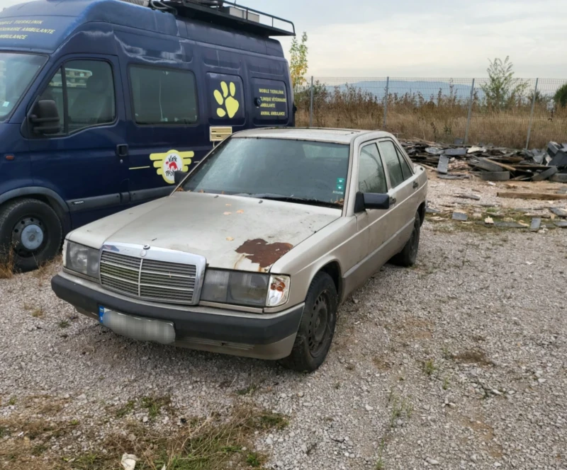 Mercedes-Benz 190 2.0 d, снимка 10 - Автомобили и джипове - 48754436