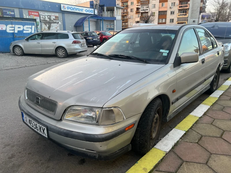 Volvo S40 1.8, снимка 2 - Автомобили и джипове - 49169485