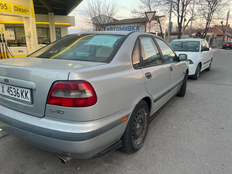 Volvo S40 1.8, снимка 4 - Автомобили и джипове - 49169485