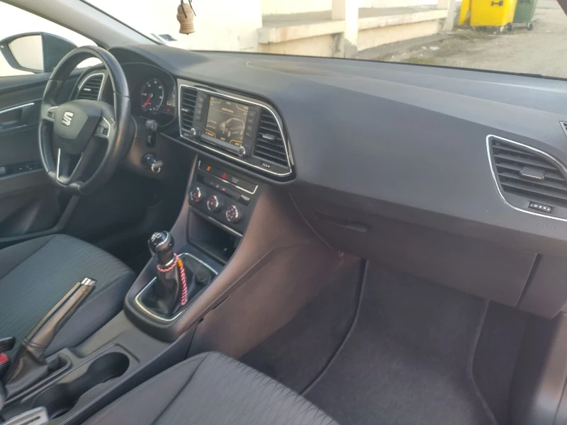 Seat Leon 1.6 TDI LED-MATRIX EU6B, снимка 11 - Автомобили и джипове - 49430094