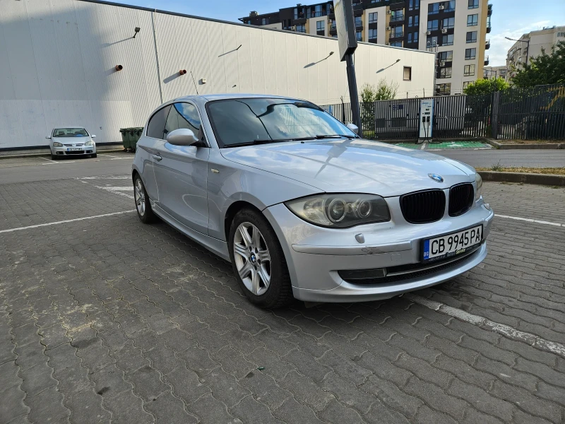 BMW 120 FACELIFT/M-TECSHNIK ОКАЧВАНЕ/XENON, снимка 3 - Автомобили и джипове - 51637609