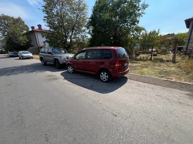 VW Touran 2.0tdi 136кс, снимка 3 - Автомобили и джипове - 52478727