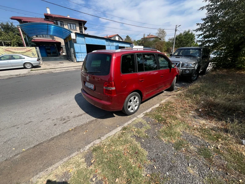 VW Touran 2.0tdi 136кс, снимка 2 - Автомобили и джипове - 52478727