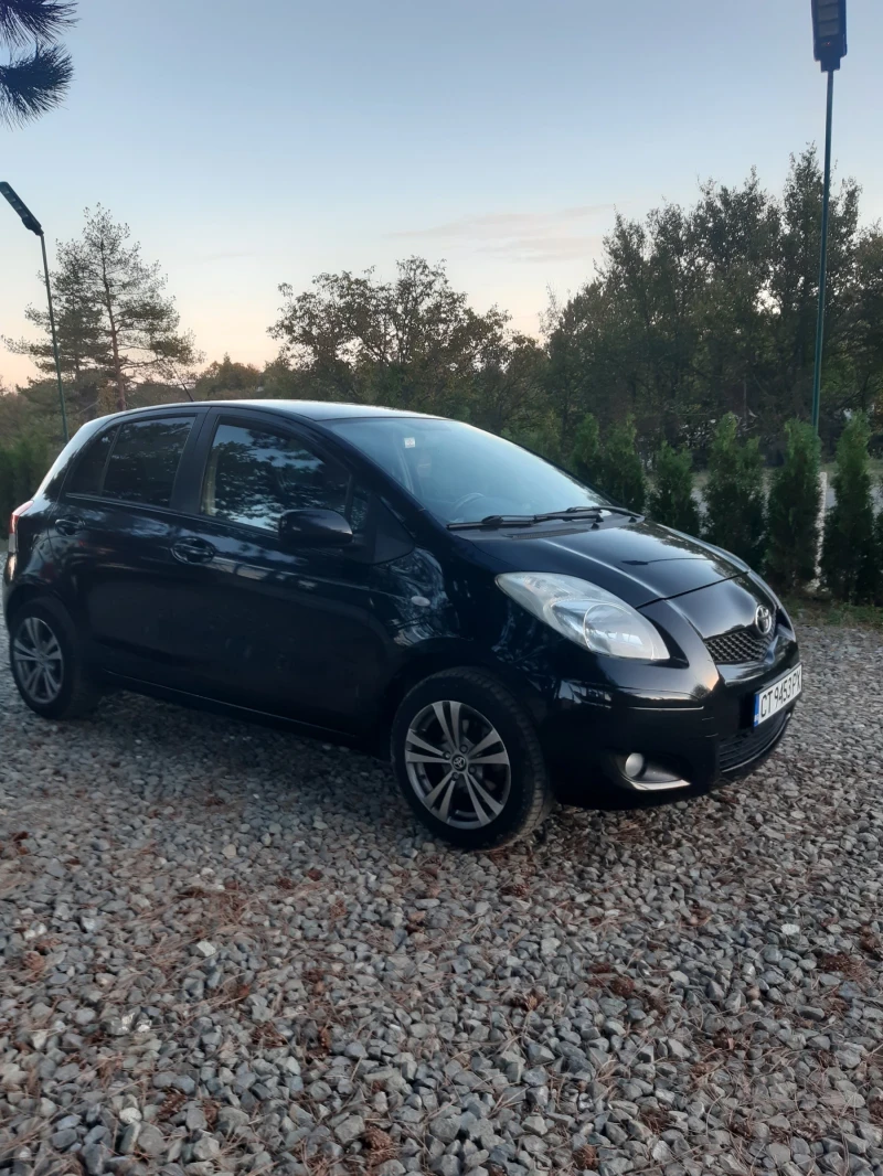 Toyota Yaris, снимка 3 - Автомобили и джипове - 52191391