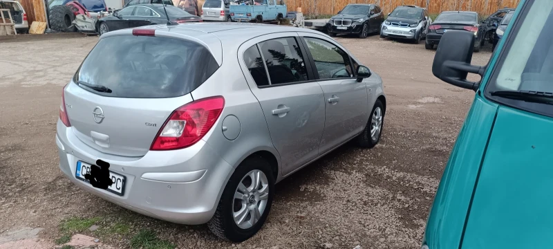 Opel Corsa, снимка 9 - Автомобили и джипове - 52509674