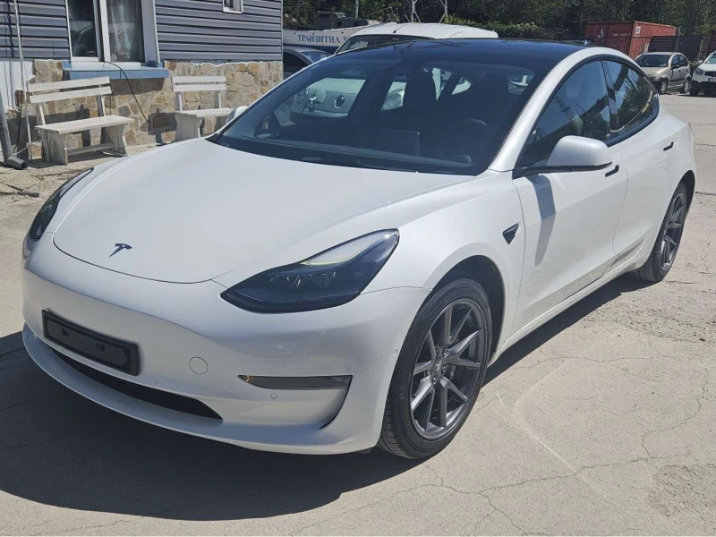 Tesla Model 3 Long Range, 4x4